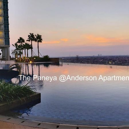 Apartemen 29 m² dengan 1 kamar tidur dan 1 kamar mandi pribadi di Dukuh Pakis Surabaya Bagian luar foto