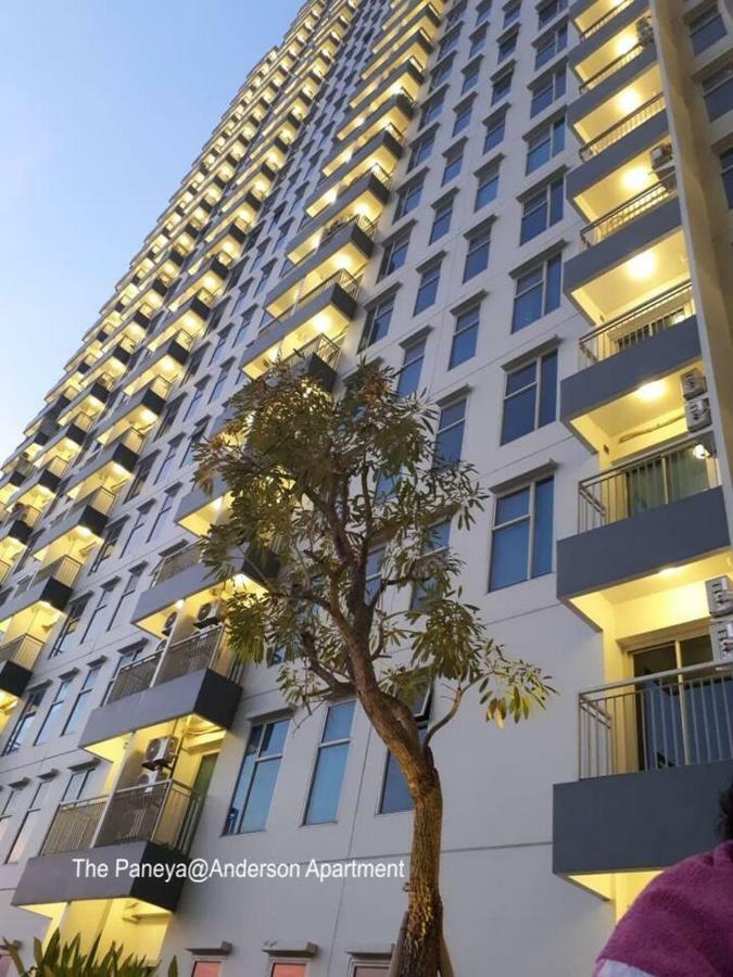 Apartemen 29 m² dengan 1 kamar tidur dan 1 kamar mandi pribadi di Dukuh Pakis Surabaya Bagian luar foto